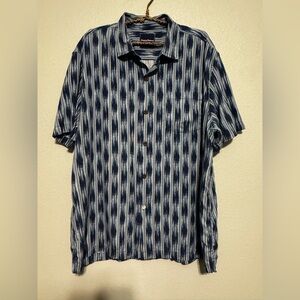 Tommy Bahama Men’s Camp Shirt Ikat Short Sleeve Blue Silk Blend‎ Size XL